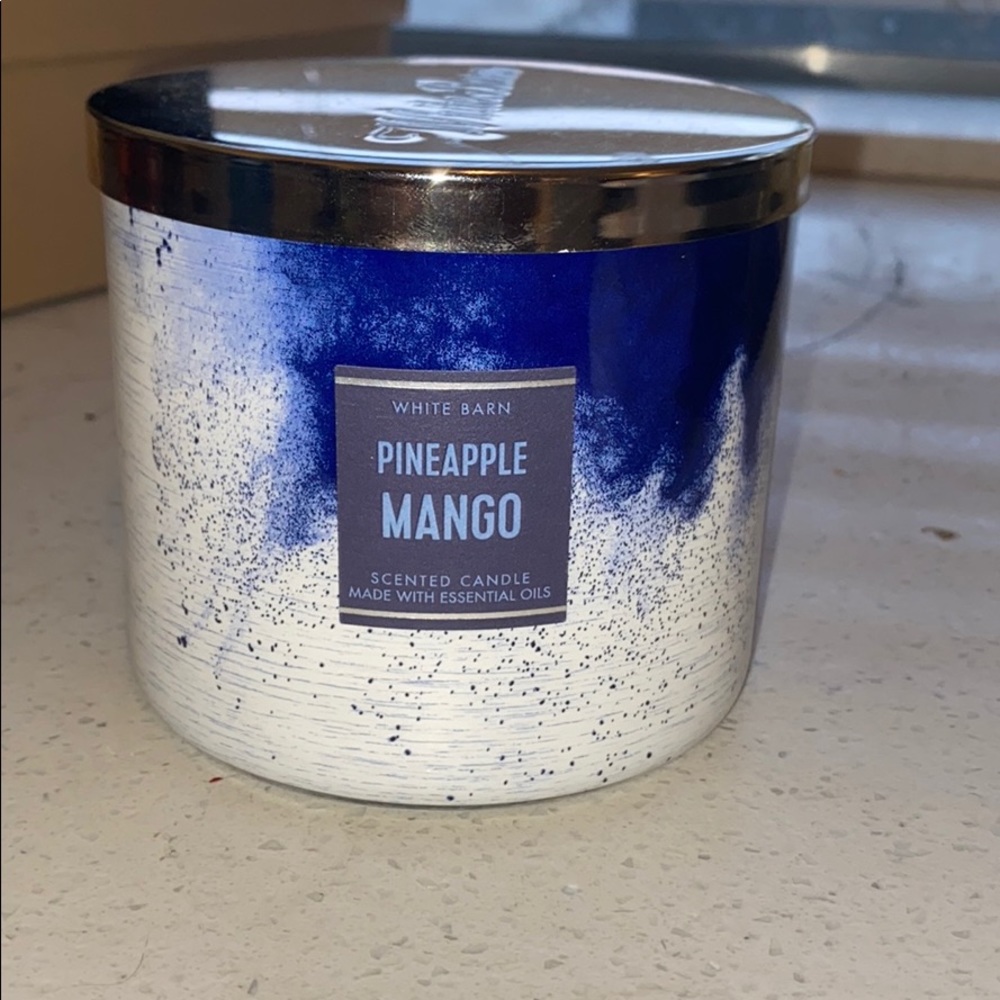 Bath and body works candle